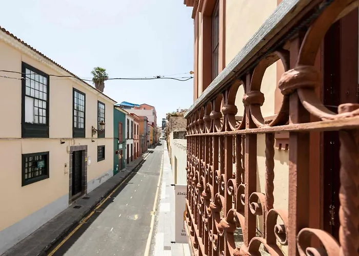 Casa Tradicional Canaria En La Laguna Centro